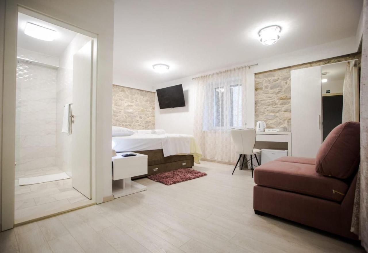 Lions Luxury Rooms Сплит Экстерьер фото